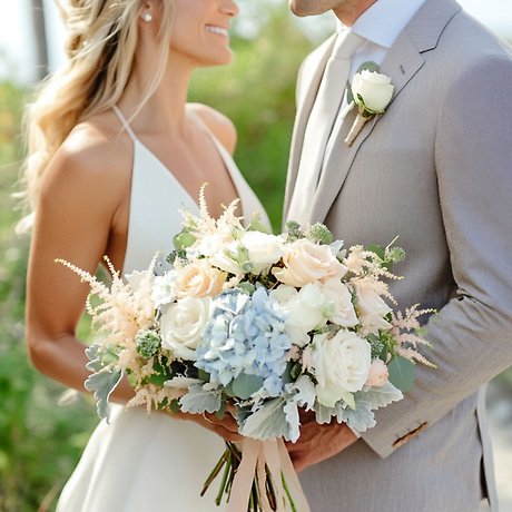 Beach-Inspired Bridal Set